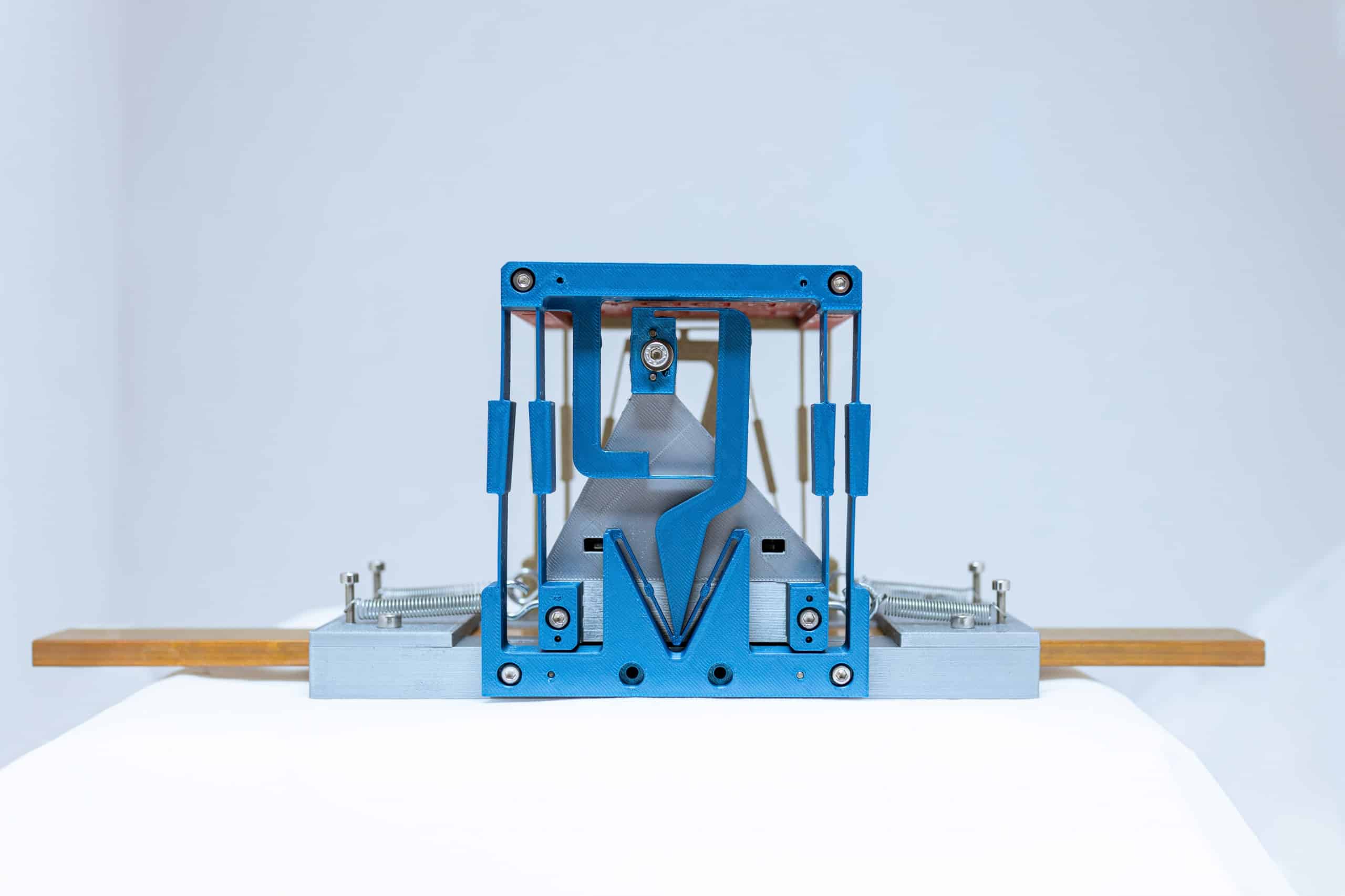 Outsmarting vibrations